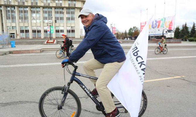 День города в Туле начался с велофестиваля