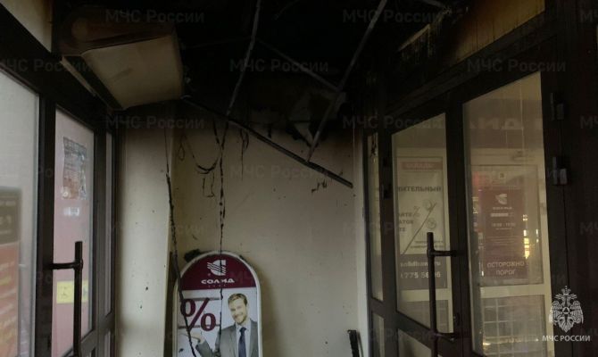 На Красноармейском проспекте в Туле женщину спасли из горящего здания