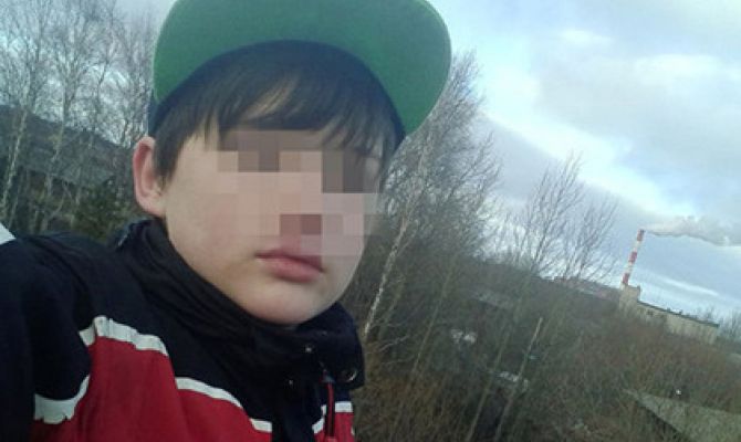 Защитившего мать подростка посмертно наградили орденом Мужества