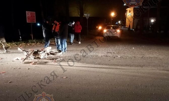 В Туле девушка на KIA Rio сбила подростка на питбайке