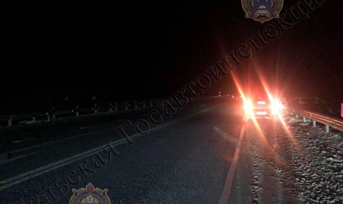 В Плавском районе на дороге М-2 «Крым» водитель Opel Insignia сбил 69-летнего пешехода