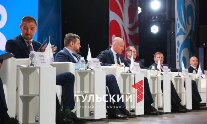 В Туле стартовало пленарное заседание по теме «Здоровая нация»