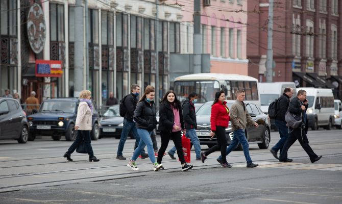 Стало известно, когда водитель не обязан уступать дорогу пешеходу