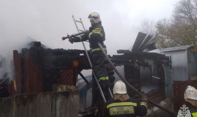 В Тульской области спасатели потушили шесть техногенных пожаров за сутки