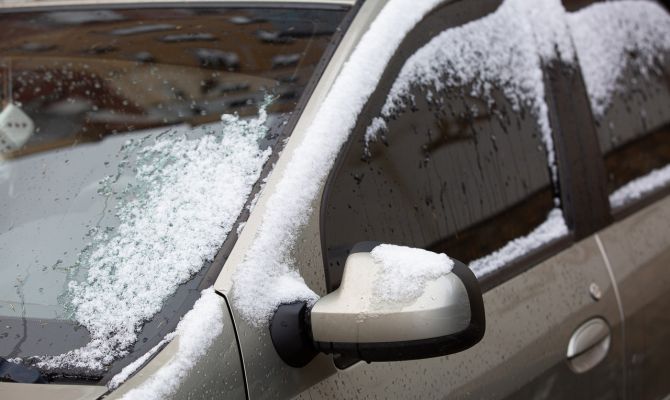 Госавтоинспекция предупреждает туляков о снегопаде, гололедицы и ветре