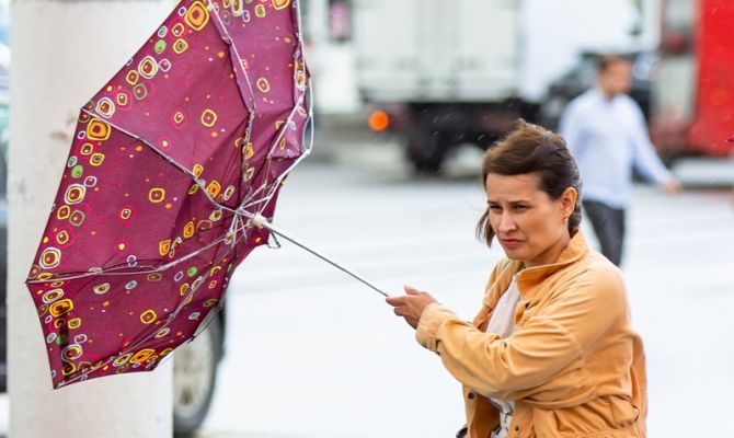 27 сентября в Тульской области будет дождь и сильный ветер
