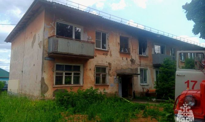 На пожаре в Алексине спасли четырех человек