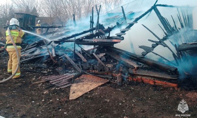 Стало известно, сколько пожаров потушили в Тульской области за сутки