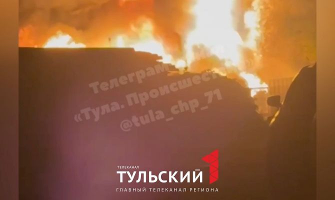 Туляки помогли потушить пожар в поселке Горный 