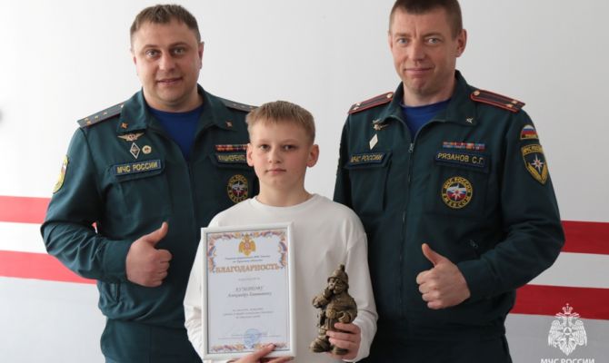 13-летний туляк спас из горящего дома своих братьев 