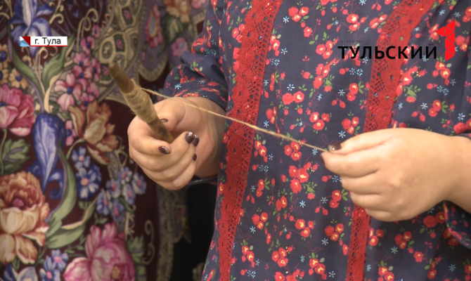 Коллекцию старинных шалей, полотенец и платков можно увидеть в Туле