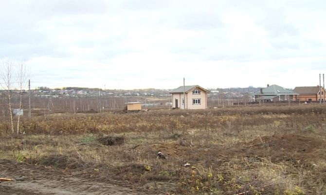 Администрация Щекинского района без причины отказала жительнице в аренде участков