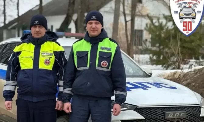В Щекинском районе полицейские помогли мужчине с травмой ноги