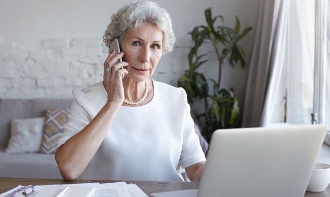 Билайн упростил клиентам старше 60 лет использование службы поддержки