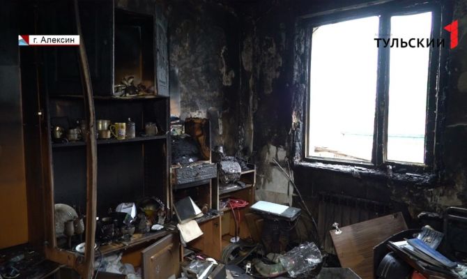 Все сгорело: пожилые супруги из Алексина накануне золотой свадьбы остались без крыши над головой