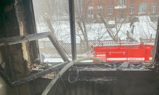 Пожарные в Щекинском районе потушили огонь в многоквартирном жилом доме  и спасли человека