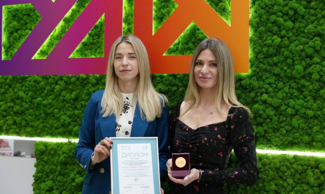 Дмитрий Миляев поздравил тульских победителей «ПРОДЭКСПО-2025»