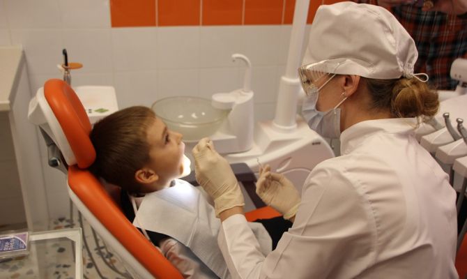 В двух школах Тулы открылись новые стоматологические кабинеты