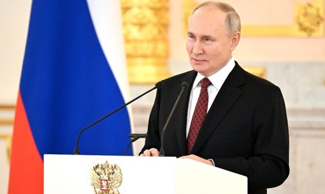 Владимир Путин наградил туляков государственными наградами