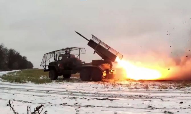 Тульские десантники уничтожили живую силу ВСУ с помощью "Града" в приграничье Курской области