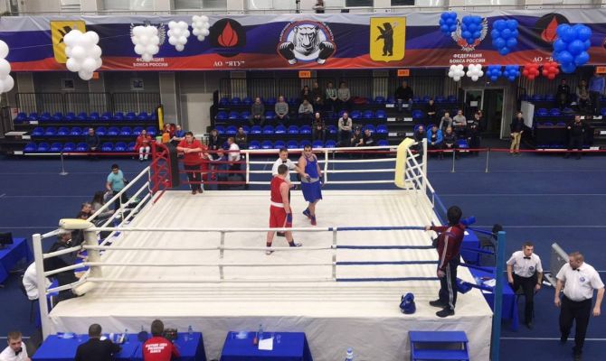 В полуфинал первенства ЦФО по боксу выбились два туляка