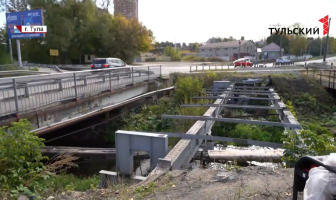 Такси с привкусом смерти: машина известного агрегатора чуть не увезла клиента в реку