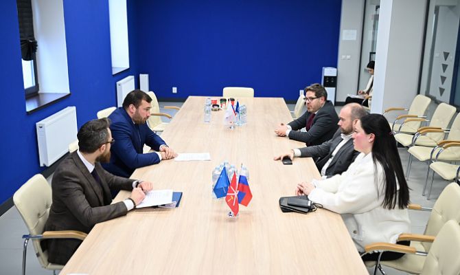 В Новомосковске открылась мегалаборатория