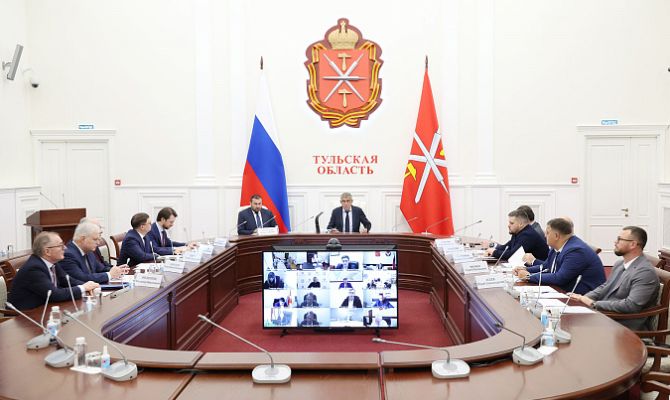 Дмитрий Миляев обсудил будущее оборонной промышленности региона