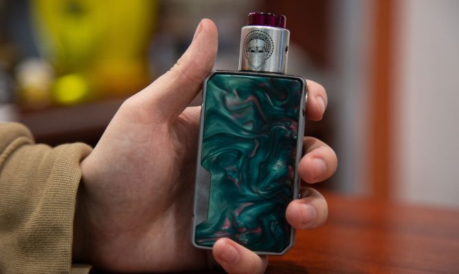 Правительство России рассмотрит вопрос о запрете вейпов