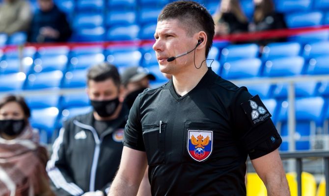 "Химки" и "Арсенал" рассудит Евгений Кукуляк