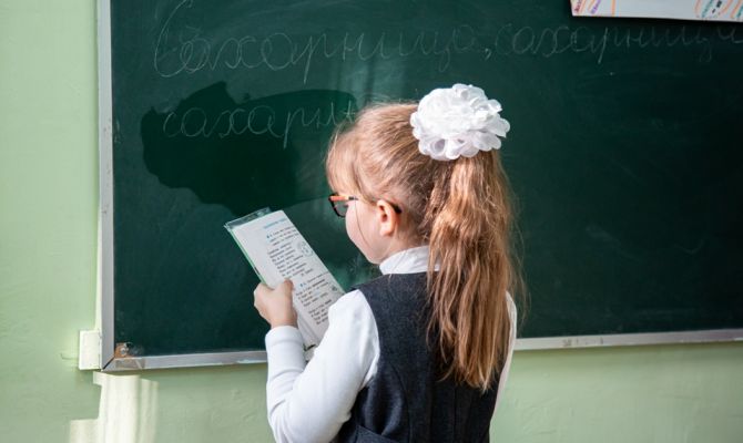 50 вариантов школьных расписаний для регионов разработало Минпросвещения