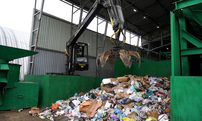 Шаг к улучшению экологии: в Туле запустили новый комплекс для сортировки отходов