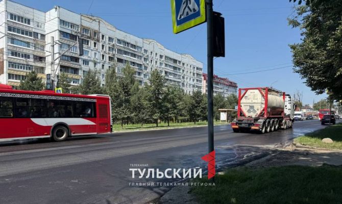 Названы сроки завершения комплексного ремонта дороги по улице Кирова в Туле