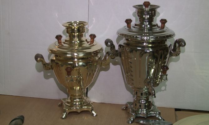 От металлолома до золотого сияния: как тульский мастер дает самоварам вторую жизнь