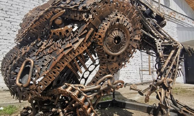 Тульский железный динозавр перебрался в «Девятку»