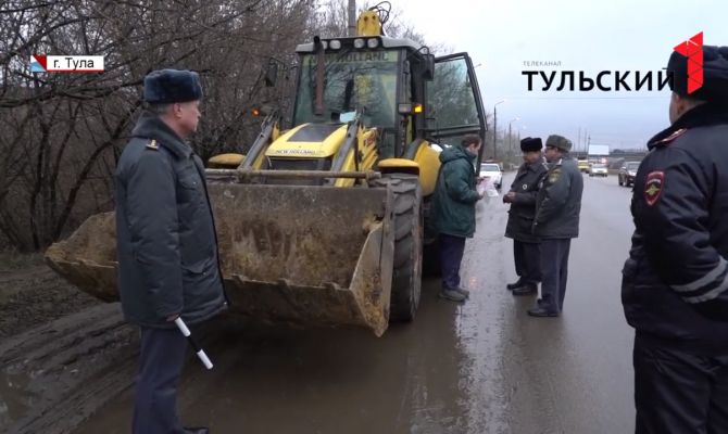 На тульских дорогах инспекторы Гостехнадзора поджидают нарушителей 