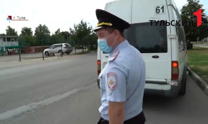 В Туле сотрудники ГИБДД переоделись в пассажиров для проверки маршруток