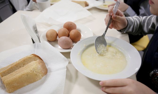 Диетолог назвала самые вредные продукты для завтрака