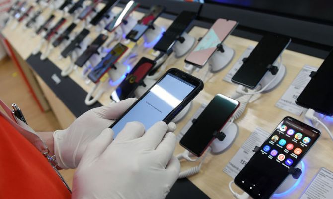 Туляки стали реже покупать смартфоны