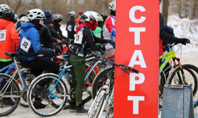 Трамплин в сезон: тульские велосипедисты вышли на зимние трассы