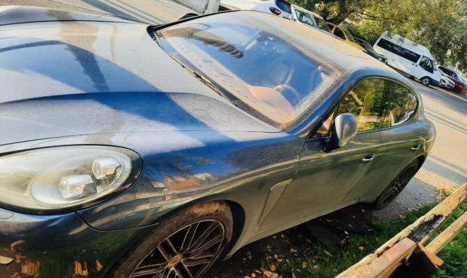 У бизнесмена из Тулы арестовали Porsche Panamera