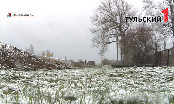 Жителей Тульской области удивила поднятая на метр дорога