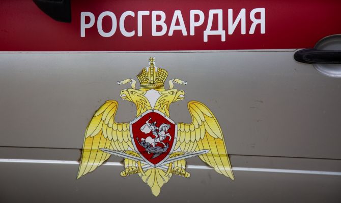 В Туле росгвардеец спас соседей от пожара