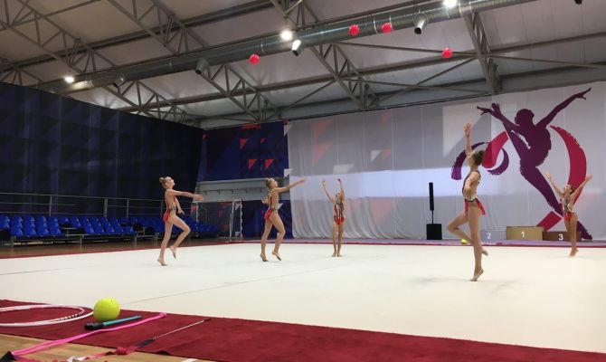 В Туле стартовали соревнования по художественной гимнастике