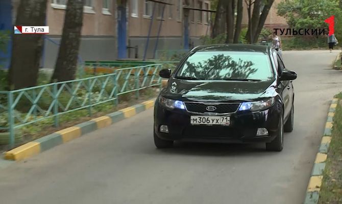 Проходной двор: как тулякам бороться с оживленным потоком автомобилей под окнами