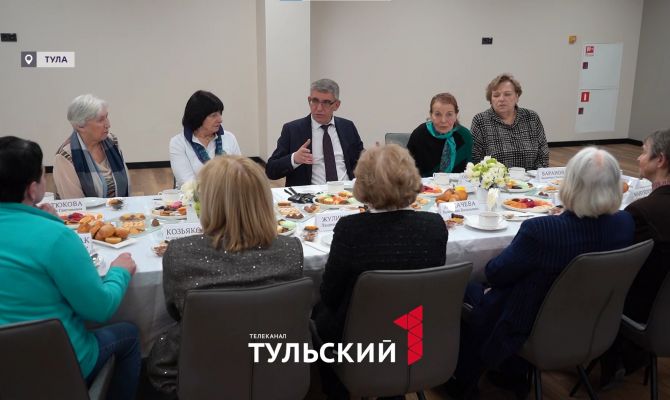 Дмитрий Миляев на встрече с женщинами-ветеранами спорта раскрыл секрет своей продуктивности