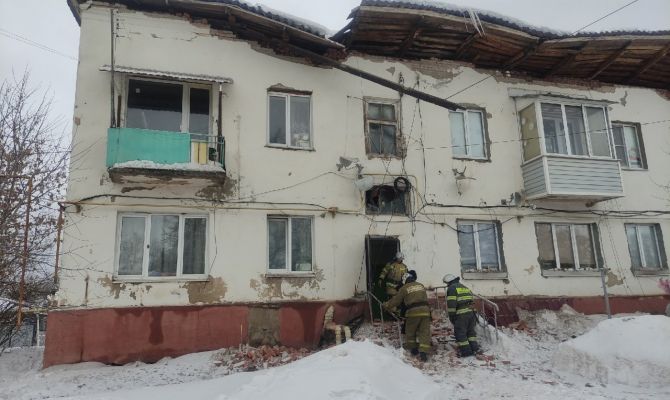 Алексинский дом с рухнувшей из-за снега крышей не признали аварийным