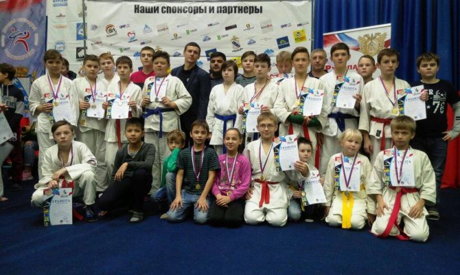 Тульские спортсмены привезли 33 медали с Первенства по рукопашному бою