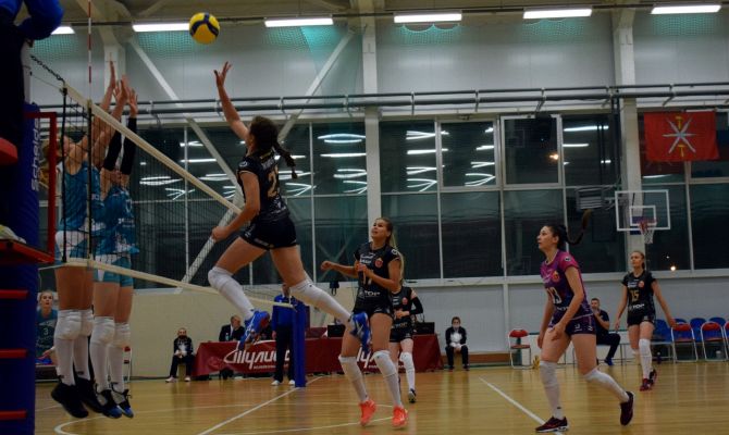 В Новомосковске стартовал предварительный этап Кубка Молодежной лиги по волейболу