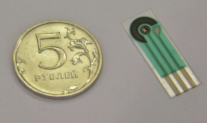 Ученые из Тулы создали гаджет для проверки состава напитков